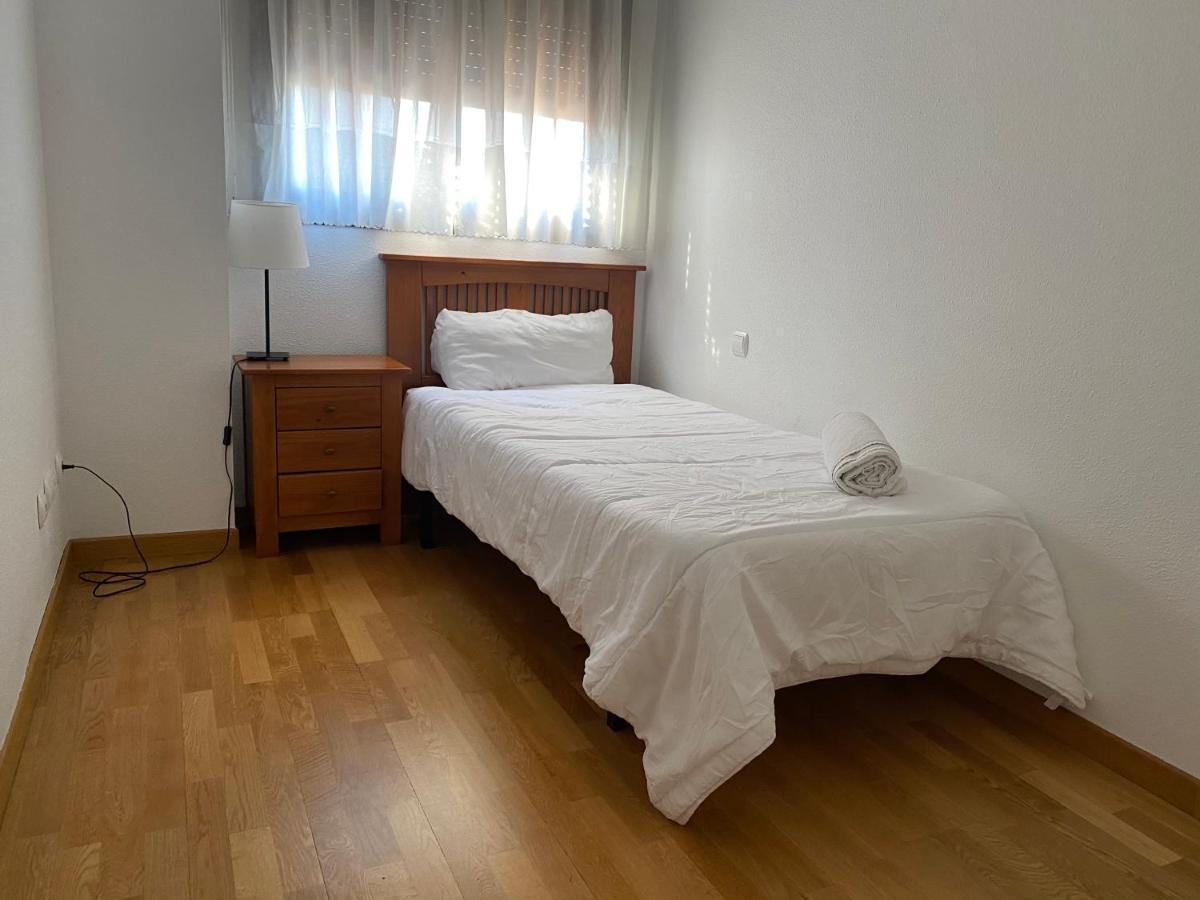 Apartment Madrid Barajas Exterior photo